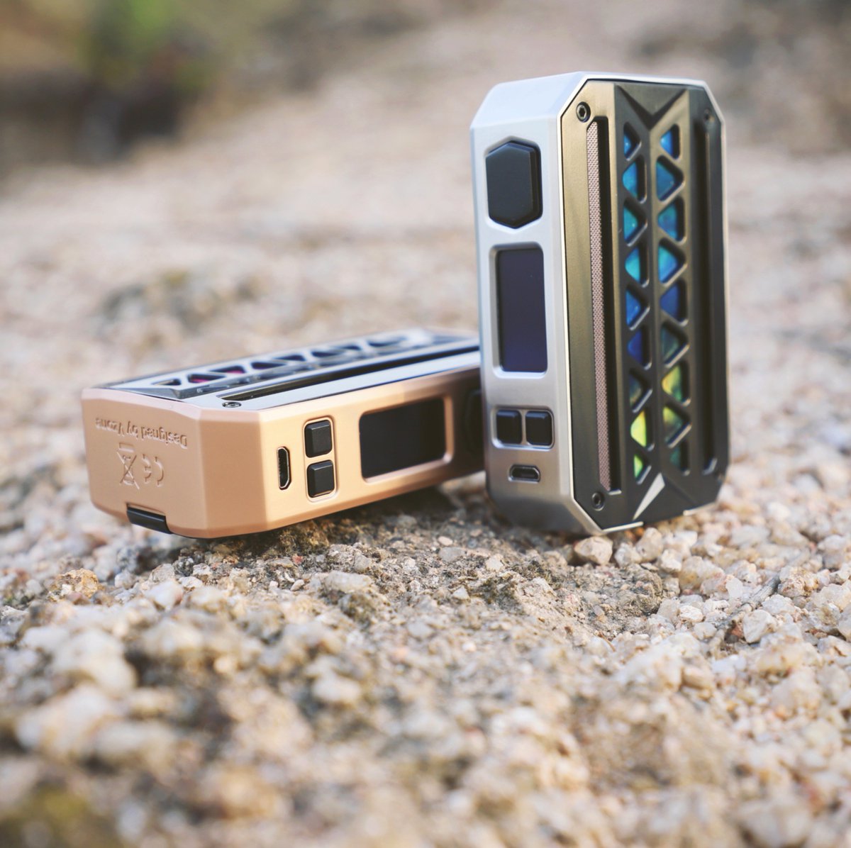 vzonetech's tweet photo. What do you like Champion or pearl color ?
#vzonecigs #eMASK218W #eMASKmod #waterproof
#vapesale #vapebh #vapeUSA #vape #vapelife #vapeporn #vapelyfe #vapefam #vapeon #vaping #vapor #vapedaily #vaporwave #cloudchaser #vapelove #ecig #vaper #vapepics #vaporizer #vapers #vapeshop https://t.co/xvmeRZjE9L
