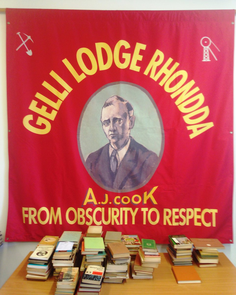 SUTranscription's tweet image. Great visit to the @swminerslibrary today. (Thank you for having us!) What a fascinating place and such an asset to the wider community! @SwanseaUni @SwanseaUniLib #SWML #swanseauniversity