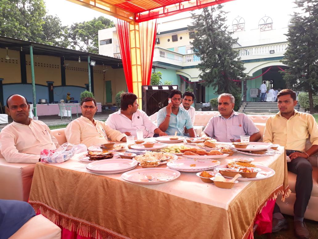 Devendralodhi62's tweet photo. संस्कार  फार्म हाउस में कार्यक्रम के दौरान https://t.co/Bd7COIRWvs