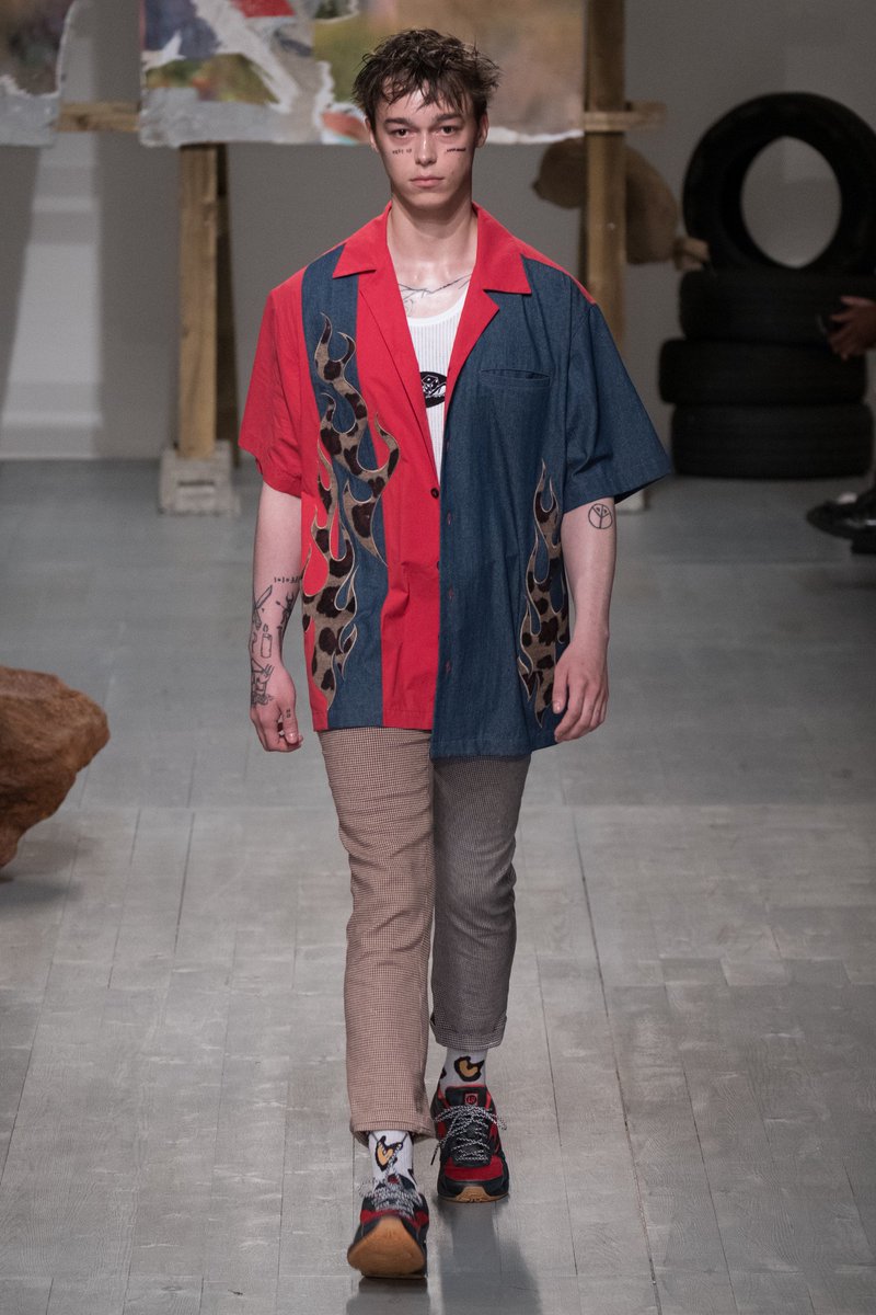 SashaTrautvein's tweet photo. Walking my first Men's show for Liam Hodges. See @britishvogue - https://t.co/XT5EmnH2zI https://t.co/wL7VoP2AGL