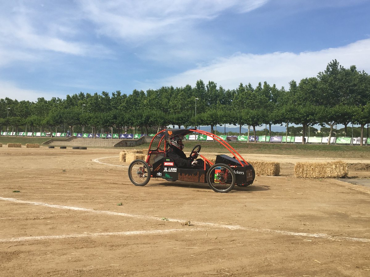 raquelcolomina's tweet photo. @AusitAuto guanyador de la cinquena edició d'#Electrocat18 i un 10 en difusió del projecte a les #XXSS, deixant-nos compartir i entre veure la preparació i els moments previs a les proves. Felicitats! https://t.co/Plqdd5vQp5