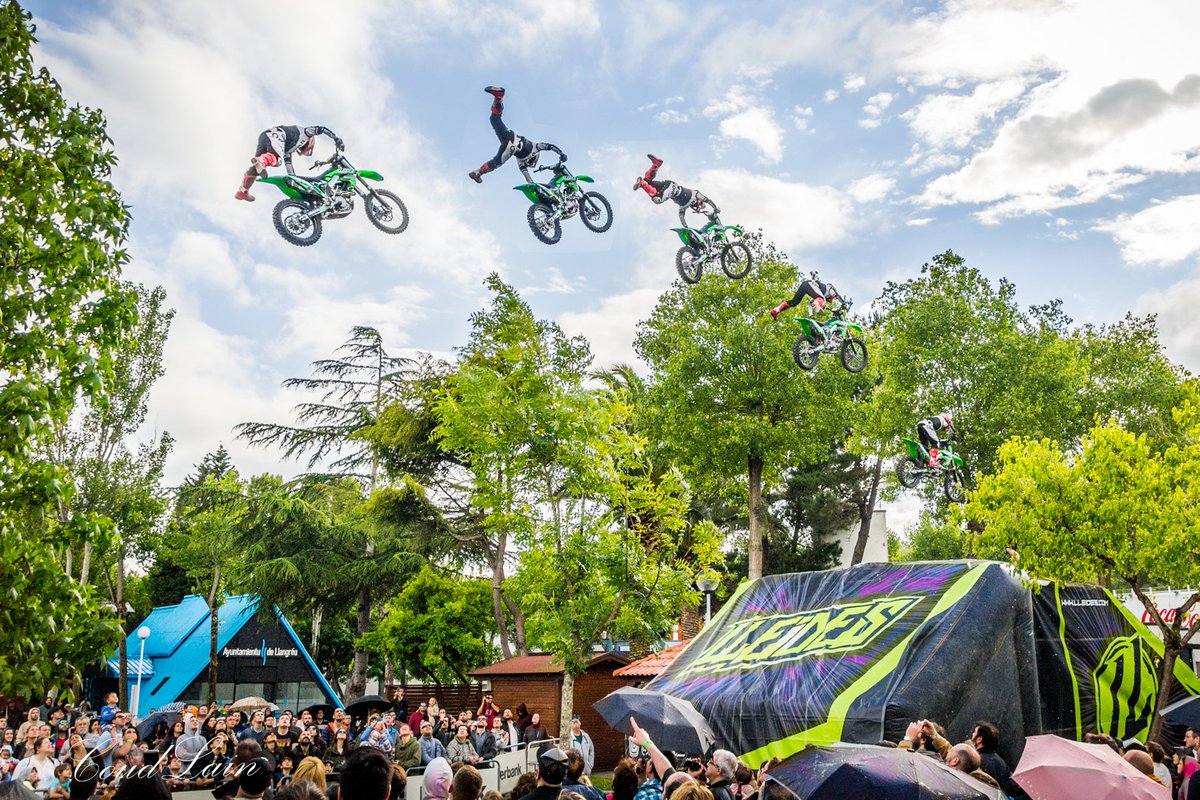 coudlain's tweet photo. #Freestyle #FMX en el #festival Moto Weekend 2018 de #Gijón, #Asturias / galeria FLICKR https://t.co/o6DMxnMibd #motoweekend #motoweekend2018 #motor #motos #show #espectaculo @moto_weekend @Lleides_ @gijon @GijonTurismo @GijonTurismo @TurismoAsturias @igers_gijon #lleides https://t.co/azzZDrtOaJ