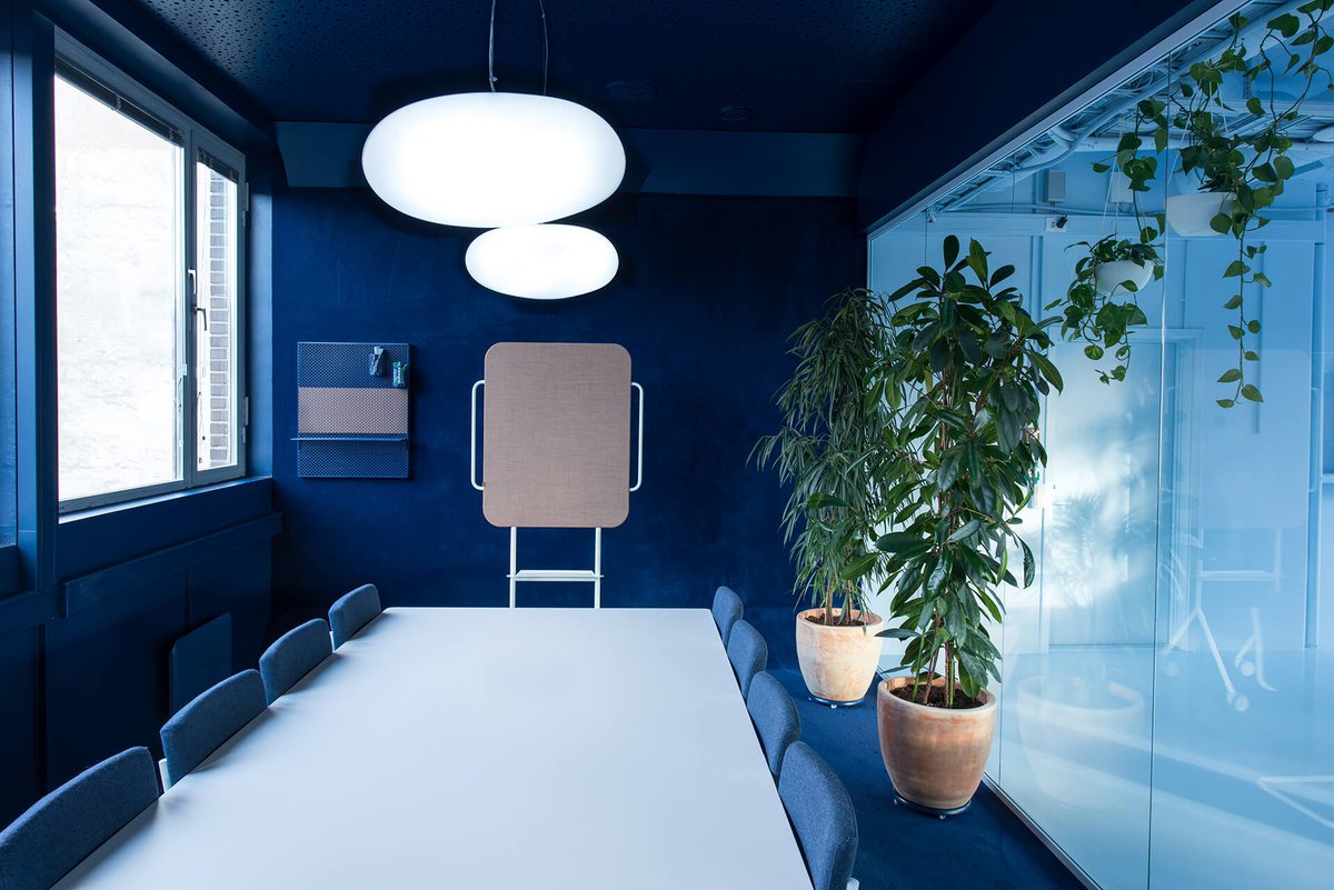Framepublishers's tweet photo. Kvistad’s colourful design adds an unique spatial character to the creative studio @bakkenbaeck HQ in Oslo: https://t.co/DpmomfaNKz #frameweb #interiordesign #colour #workspace #oslo https://t.co/7iU9zRA2WB