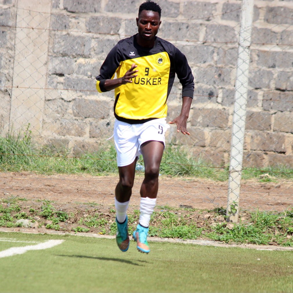 tusker_fc's tweet image. Our new signing David Juma warming up at Calp Toyoyo 
Kick off 3pm

#POSTUS
