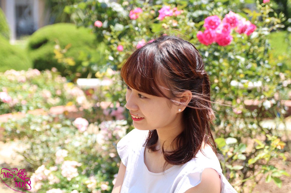 千葉大学美男美女図鑑 Sur Twitter みくさん 教育学部養護教諭養成課程の3年生 チアリーディングサークルのリップスに所属しています 可憐な笑顔がとても素敵ですね