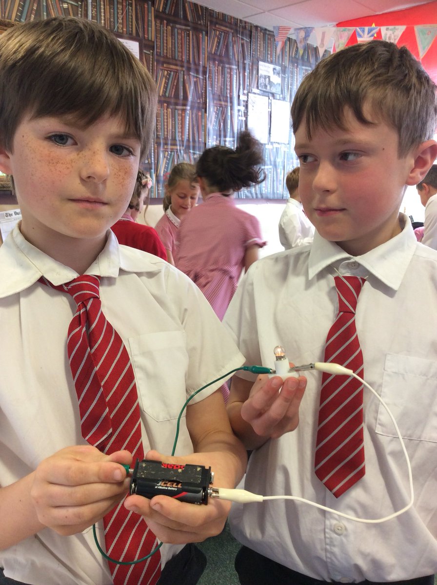 Alvertonrg's tweet photo. Really switched on. @alvertonschool https://t.co/HM5xoiFlIM