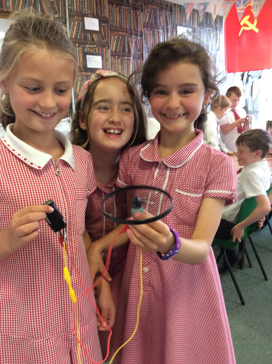 Alvertonrg's tweet photo. Really switched on. @alvertonschool https://t.co/HM5xoiFlIM