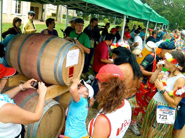visitmalton's tweet photo. Marathon Du Malton tickets selling like hot cakes. Runners limited to 250 in year 1 so make sure you book soon, if you're keen. Based on the Marathon Du Medoc this will be Britain's tastiest 10k!! It all starts 12noon on Sun 26 August. #marathondumalton https://t.co/oG5oo3s8xr https://t.co/eQLurQWXyP