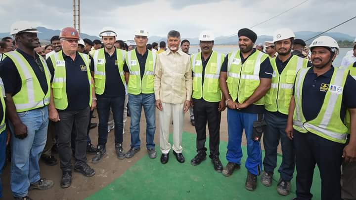 Cbnarmyvizag's tweet photo. CM inaugurated the diaphragm wall pylon at Polavaram irrigation project. 55.12% of the project’s construction work is completed. CM also congratulated the 2,500 skilled &amp; unskilled workers along with 500 engineers, for working hard to complete the diaphragm wall pylon in 414 days https://t.co/lsxAmfKEDL