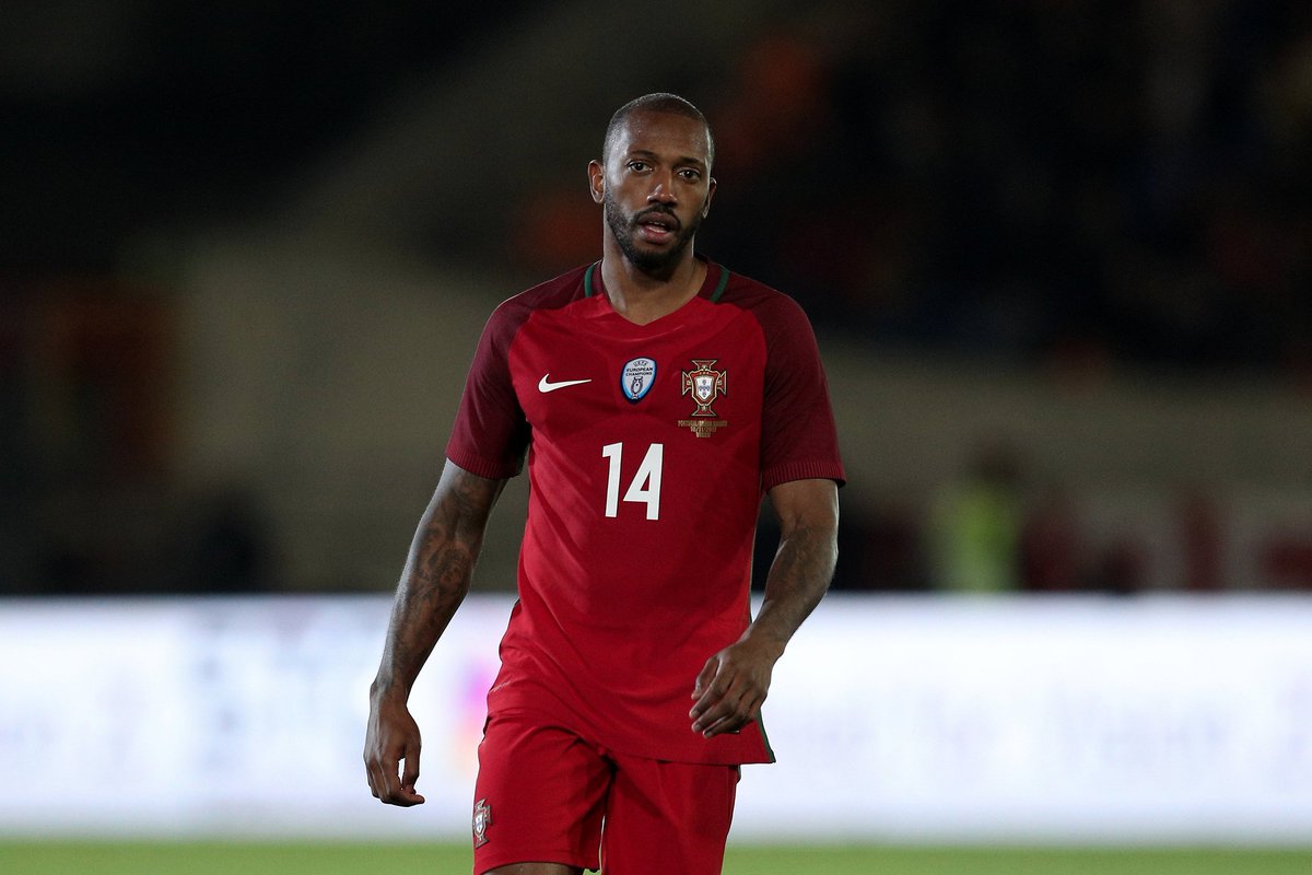 Manuel Fernandes, Beşiktaş'a geri dönüyor. Beşiktaş yönetiminin Portekizli oyuncuyla yaptığı ilk görüşme olumlu sonuçlandı. (<a href="/ntvspor/">NTV Spor</a>)