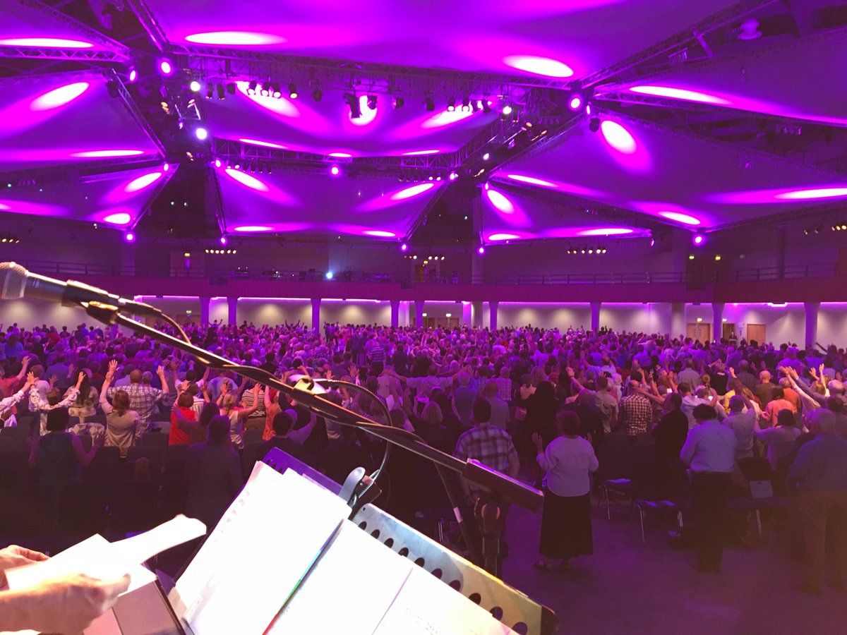 marcuspagnam's tweet photo. Amazing view at Trumpet Call as thousands meet to pray. Passionate praise and intercession + prophetic words = a powerful day. #trumpetcall2018 https://t.co/LqXKWNSoYO