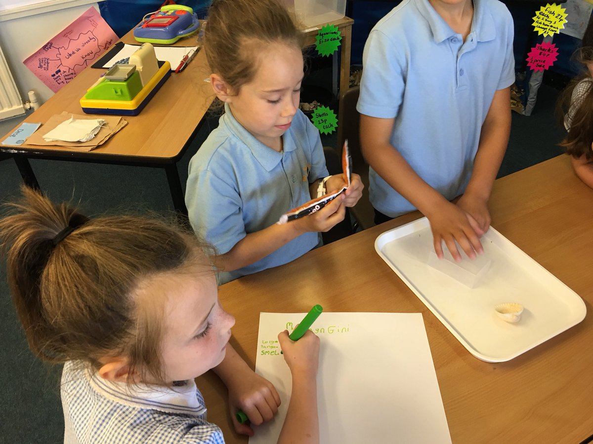 Year2StJos's tweet photo. Year 2 having messy fun using our senses to think of adjectives. https://t.co/IY3KM32shU