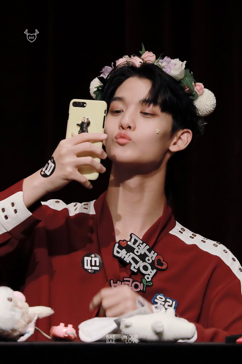 BAEBAE_YOURLOVE's tweet photo. 180610
배지뇽 가만안도 😫😫💦💦 지짜 정말 너무 완전 대박 기엽자낭 ❤️😘😉❤️
#진영 #배진영 #워너원 #가장큰선물

🖇 https://t.co/xpR7qk1k9c
🖇 https://t.co/3PKuF4zcps
🖇 https://t.co/1AhJ0mcwdn
🖇 https://t.co/lOFEIeDg5o https://t.co/DzI5yydacm