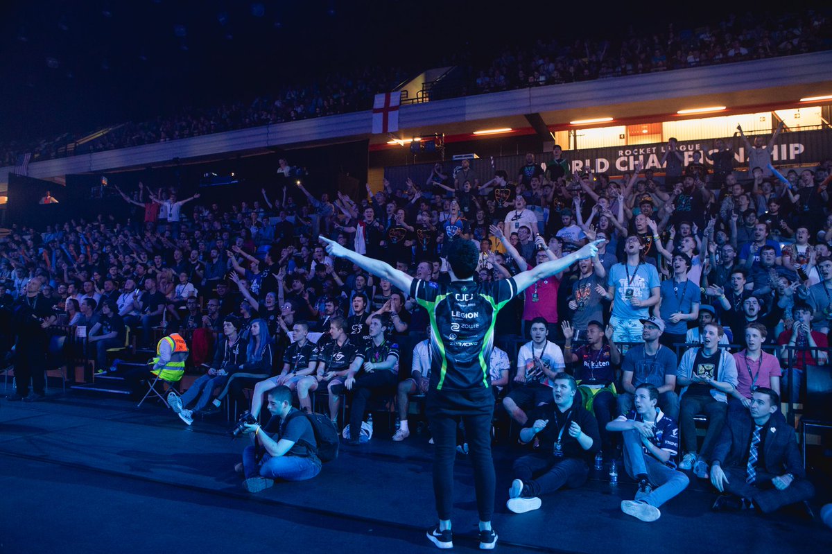 RLEsports's tweet image. Words cannot describe how EVERYONE came together to make #LANdon a phenomenal event.