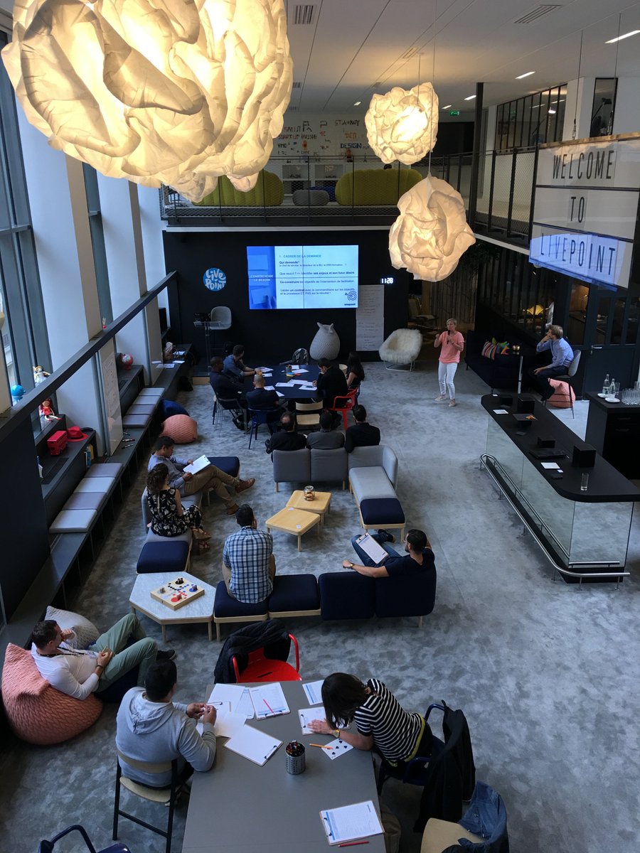enedis_IDF's tweet photo. Les 25 #Facilitateurs d'@enedis_paris en Formation au #LivePoint chez @onepoint 👉🏼 Ils travailleront à partir de méthodes et/ou d’outils adaptés aux besoins de chaque atelier collaboratif 💡#Agilité #Coaching #bienveillance #médiateur #gamification #Facilitation #Workshop https://t.co/bb8kzPCEIO