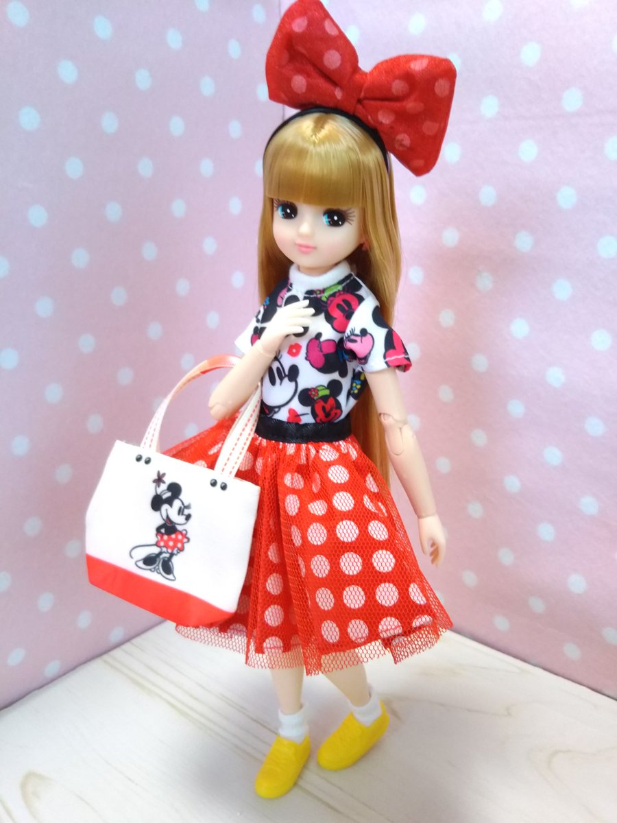 きらり 土曜日にディズニーランドに行ったので リカちゃんにお土産を買ってきました 前から気になっていたドールのお洋服です オビツ22ボディでも問題なく着られました とってもかわいいです リカちゃんキャッスル リカちゃん Tdl