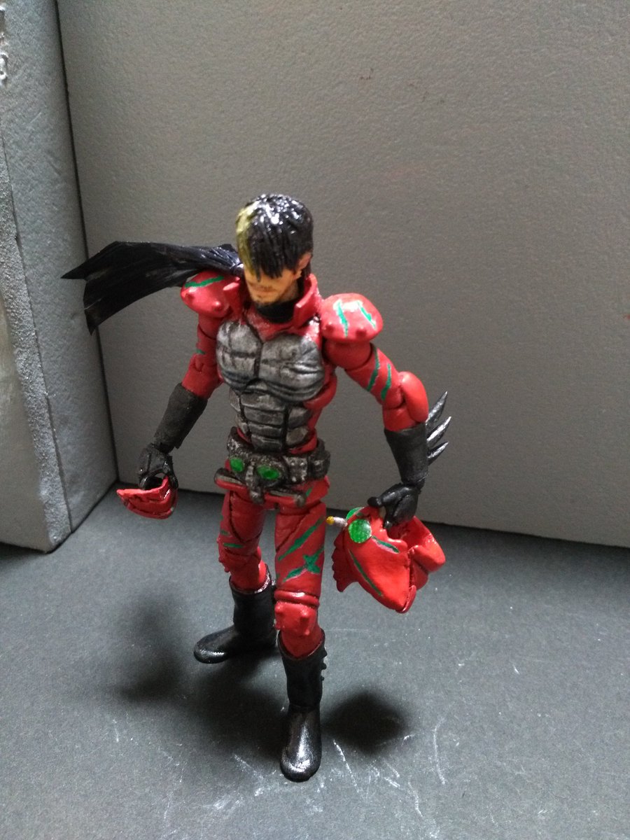nmAZdIhQnMlSyh6's tweet photo. SHOOD 仮面ライダーアマゾン改造
アマゾンアルファスーツ
仮面は、かぶれるようになってます。
#SHOOD 仮面ライダー　#アマゾンズ
#アマゾンアルファ　#食玩
#造って遊ぼ #掌動研究会
#ニチアサフィギュア改造部 
#掌動 https://t.co/FtPSnJXANV