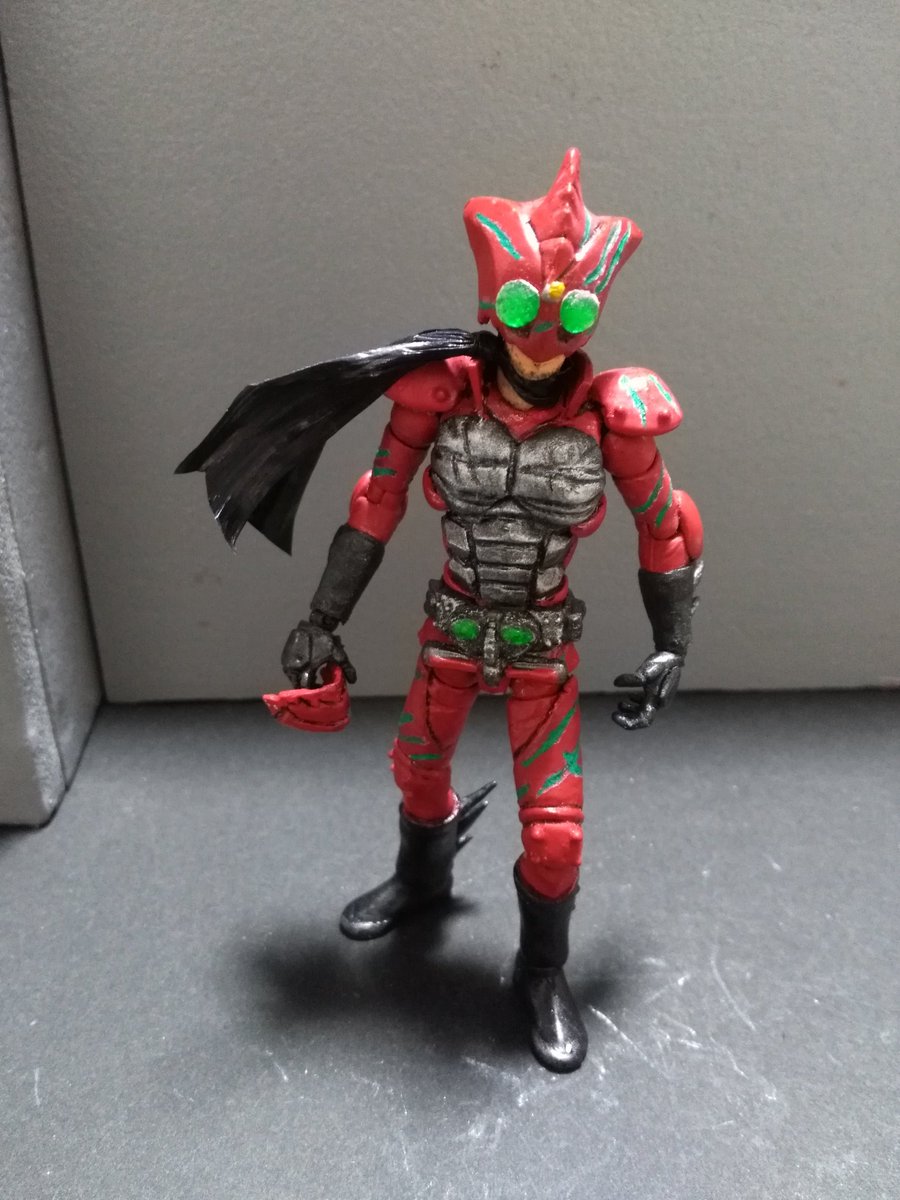 nmAZdIhQnMlSyh6's tweet photo. SHOOD 仮面ライダーアマゾン改造
アマゾンアルファスーツ
仮面は、かぶれるようになってます。
#SHOOD 仮面ライダー　#アマゾンズ
#アマゾンアルファ　#食玩
#造って遊ぼ #掌動研究会
#ニチアサフィギュア改造部 
#掌動 https://t.co/FtPSnJXANV
