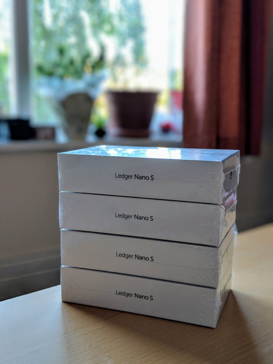 myDopamineApp's tweet photo. These arrived today!
#ledger #ledgernanos #hardwarewallet #cryptocurrrency #cryptos #CoinMarketApp #PrograMonks https://t.co/CweKeICmI3