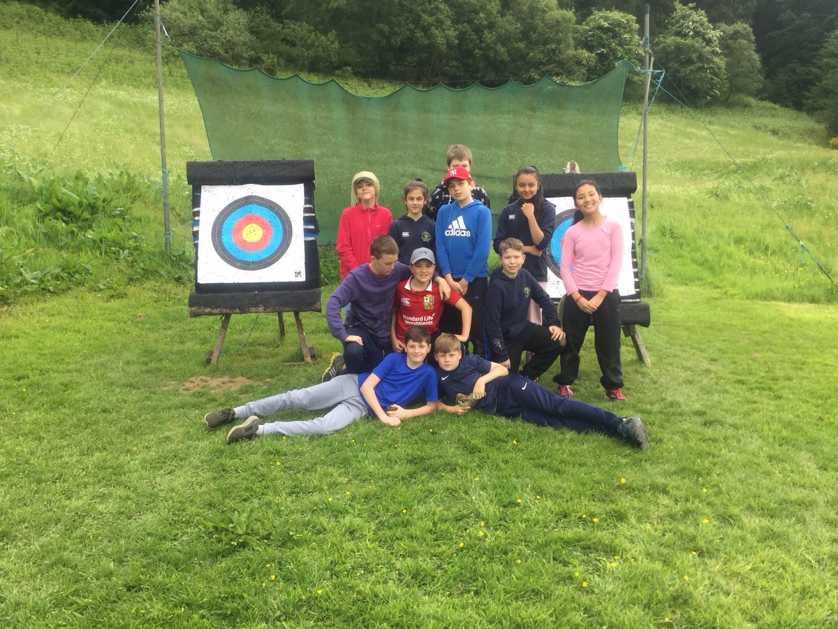 qvsprimary7's tweet photo. What an amazing time S1 had at Dounans Outdoor Education Centre in Aberfoyle. Archery 🏹 experts in the making 🎯 https://t.co/5rry6UeTRU