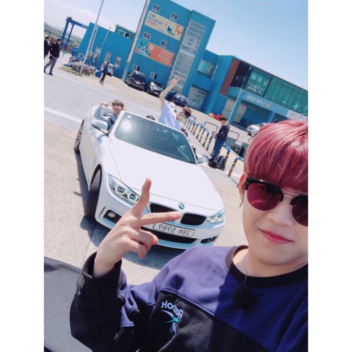 woojinisreal's tweet photo. 오늘 제가 트위터 가입한지 1주년이자 우진이 공카 프사바꾸고 첫 댓글 단 날 이니까 트친님들 RT추첨 앨범 무나 이벤트 할게요!! 남아도는게 부메랑 앨범이라서 부메랑 앨범으로 갑니다!! 트친 님들 RT 고고!! ❤️❤️❤️ 당발은 언젠가 우진시!! ^____^ 히~~ https://t.co/oTXy5Vf2WW