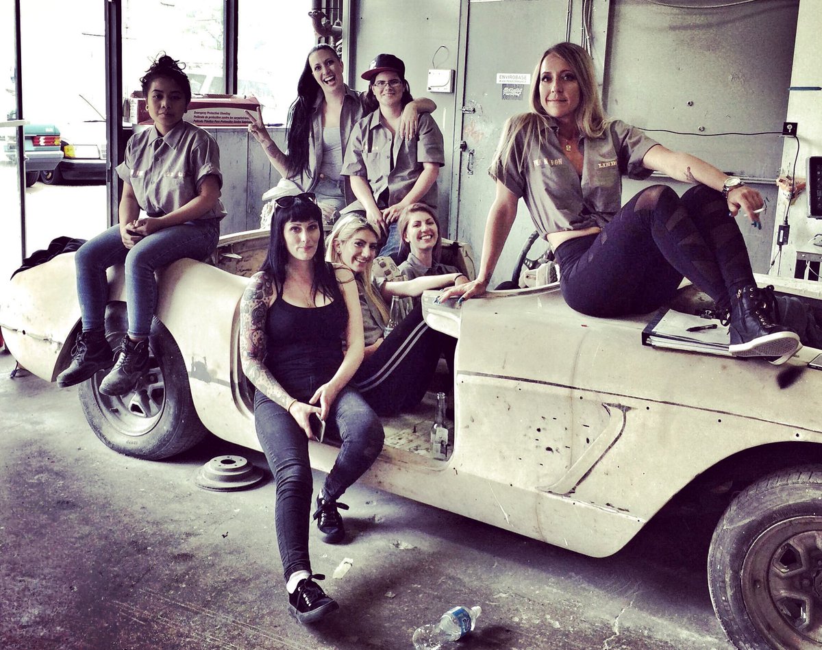 inknironauto's tweet photo. Auto Body Gals 🎀 https://t.co/XlwFjUEvEi