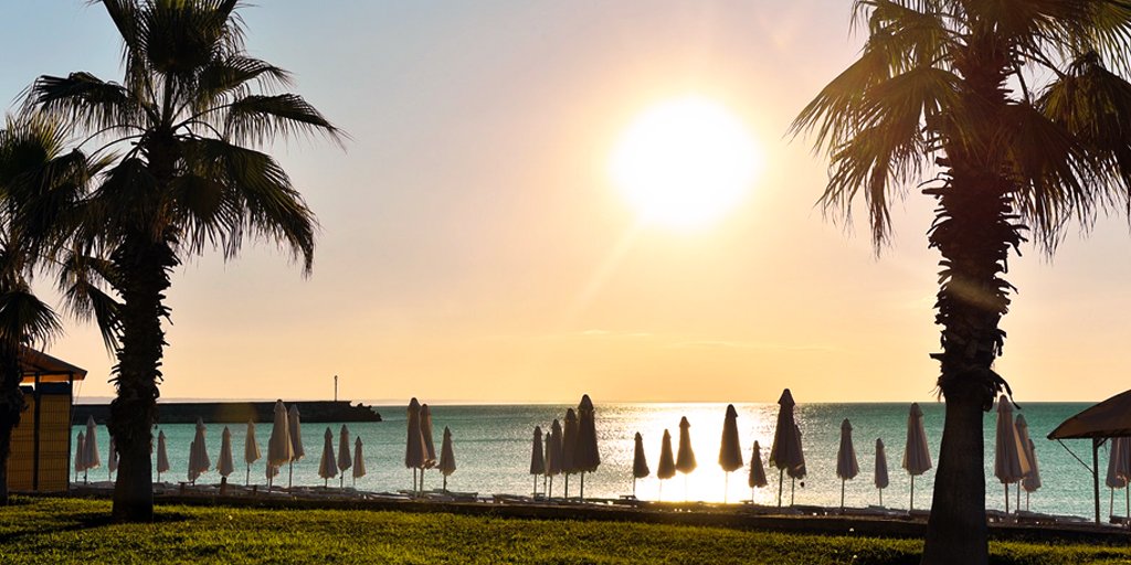 This #TravelTuesday we're dreaming of sunsets in Bulgaria ☀️