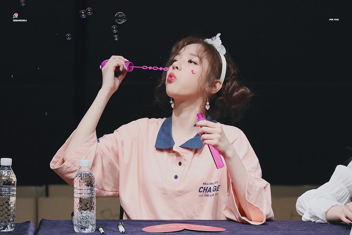 99CREAMSODA's tweet photo. 180610
팬싸인회
#우기 #YUQI #宋雨琦

❤️https://t.co/xPKkjRHbFz
❤️https://t.co/ABi0Y9HIyl
❤️https://t.co/S9OD71E4YU
❤️https://t.co/WSWZyH0ZQW

버블버블💕 https://t.co/r5j2zNKsjn