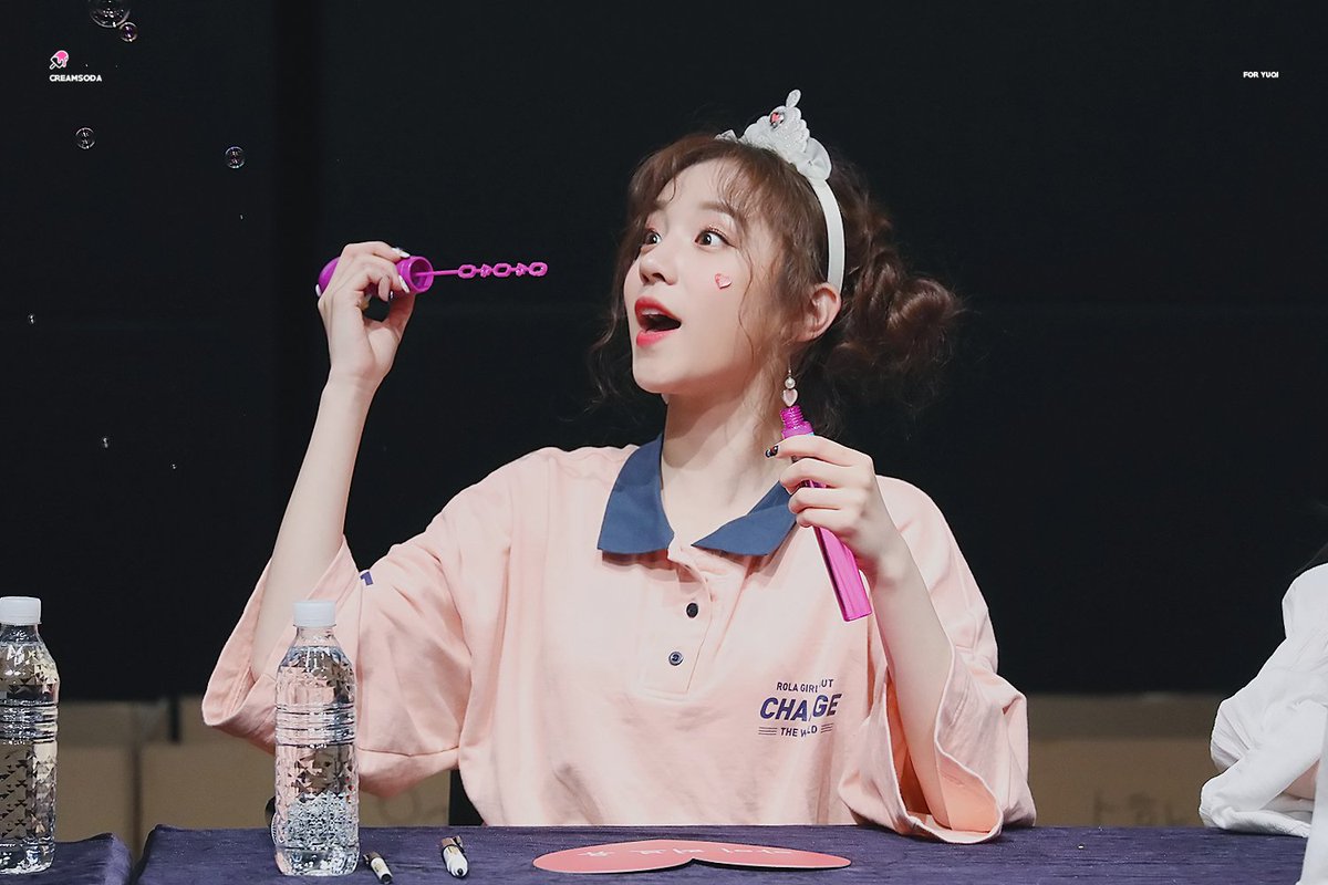 99CREAMSODA's tweet photo. 180610
팬싸인회
#우기 #YUQI #宋雨琦

❤️https://t.co/xPKkjRHbFz
❤️https://t.co/ABi0Y9HIyl
❤️https://t.co/S9OD71E4YU
❤️https://t.co/WSWZyH0ZQW

버블버블💕 https://t.co/r5j2zNKsjn