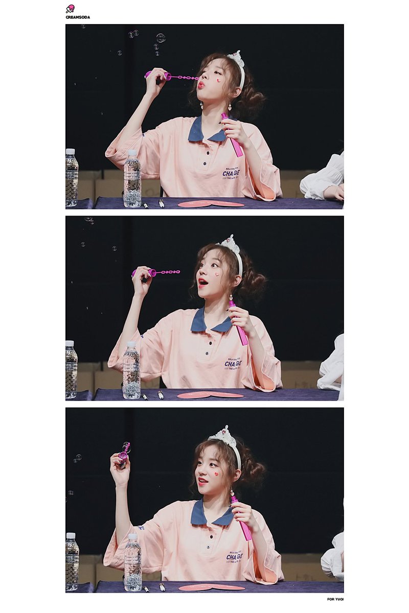 99CREAMSODA's tweet photo. 180610
팬싸인회
#우기 #YUQI #宋雨琦

❤️https://t.co/xPKkjRHbFz
❤️https://t.co/ABi0Y9HIyl
❤️https://t.co/S9OD71E4YU
❤️https://t.co/WSWZyH0ZQW

버블버블💕 https://t.co/r5j2zNKsjn