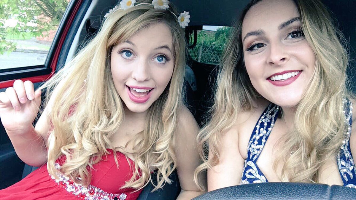 laurenbough's tweet photo. Aw 💕 #TaylorTourHotline #CallTaylor @taylorswift13 @VirginEMI https://t.co/tCIVNgFEw8