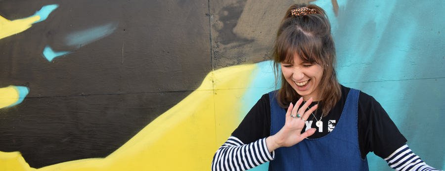 amazingradio's tweet photo. Final hour next with @Rianne_Thompson: our session with @LilyMooreMusic coming up very soon + our brand new #SingleOfTheWeek from @idlesband all on the way.

Listen: https://t.co/7eKQ84s2VR https://t.co/GfvKk7LoQV
