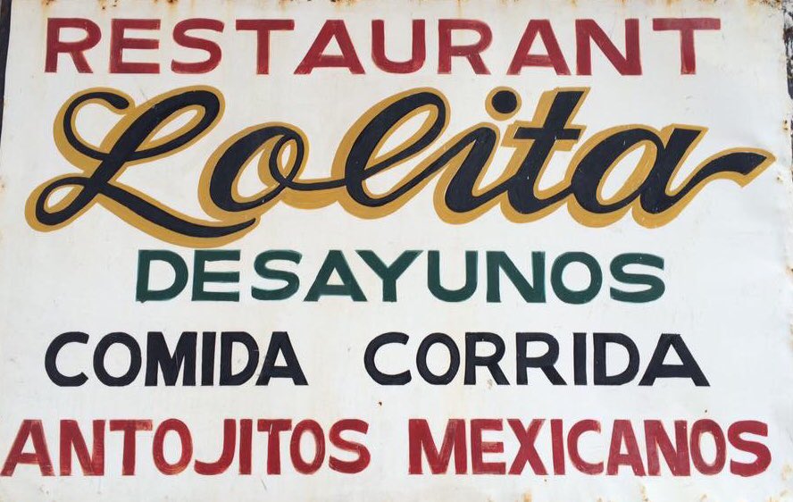 garnetso's tweet photo. I’ve spent a fair amount of time in Mexico. Wandering the streets is a visual feast. I particularly ❤️ all the hand painted signs! Over the years I’ve snapped a lot of pics! 📸. One day I’ll write a book. #signpainter #handlettering #designref #artdirection https://t.co/WvLp2GXHvZ