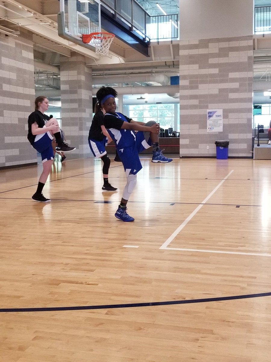AKYBELITESPORTS's tweet photo. AKYB Elite Lady knights played awesome this past weekend against juniors and seniors!!
@CharlotteWBB @aggie_hoops12 @KUWBball @VCU_WBB @IndianaWBB @uncwbb @LSUwbkb
@AlabamaWBB @OleMissWBB https://t.co/bq0huB1XUg