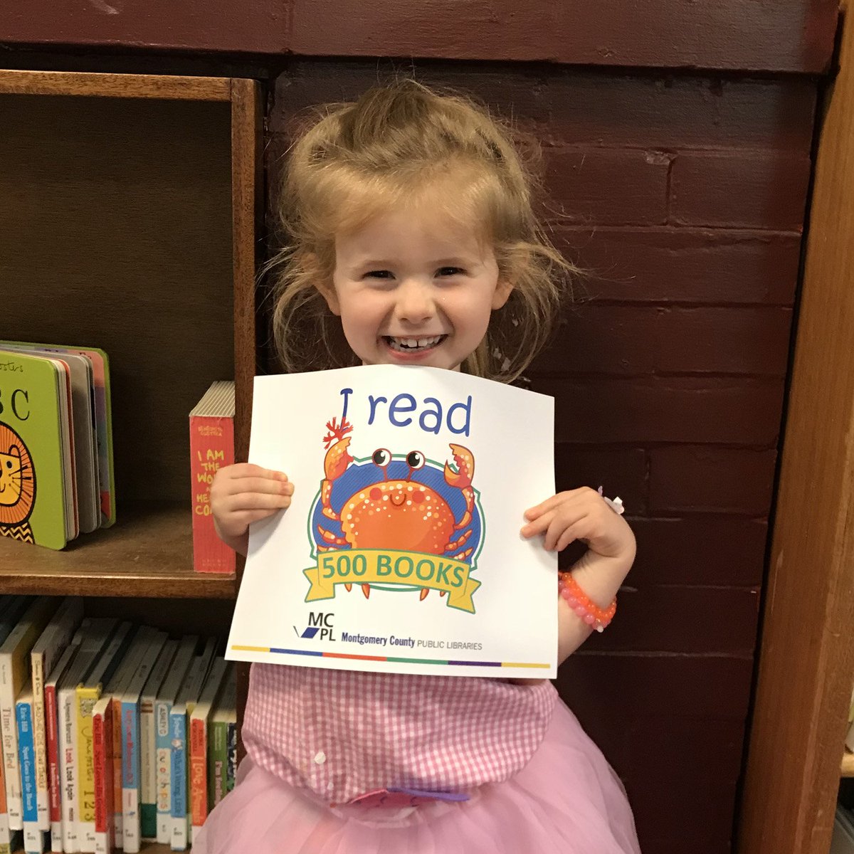 MCPL_Libraries's tweet photo. Congratulations to our latest 500 books reader at #NoyesLibraryβkeep up the good work!
You can find out about 1000 Books Before Kindergarten and Summer Read & Learn on our website: https://t.co/Fu3q15HX5M #SummerReading #1KBBK #ReadandLearn https://t.co/Wodq8gzAV0