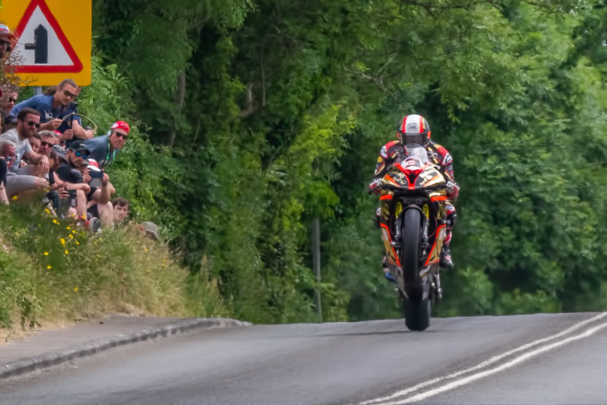 bigolivesphoto's tweet photo. @michaelrutter_  Taking it steady over Crosby leap @iom_tt https://t.co/5xoXzMaPhP