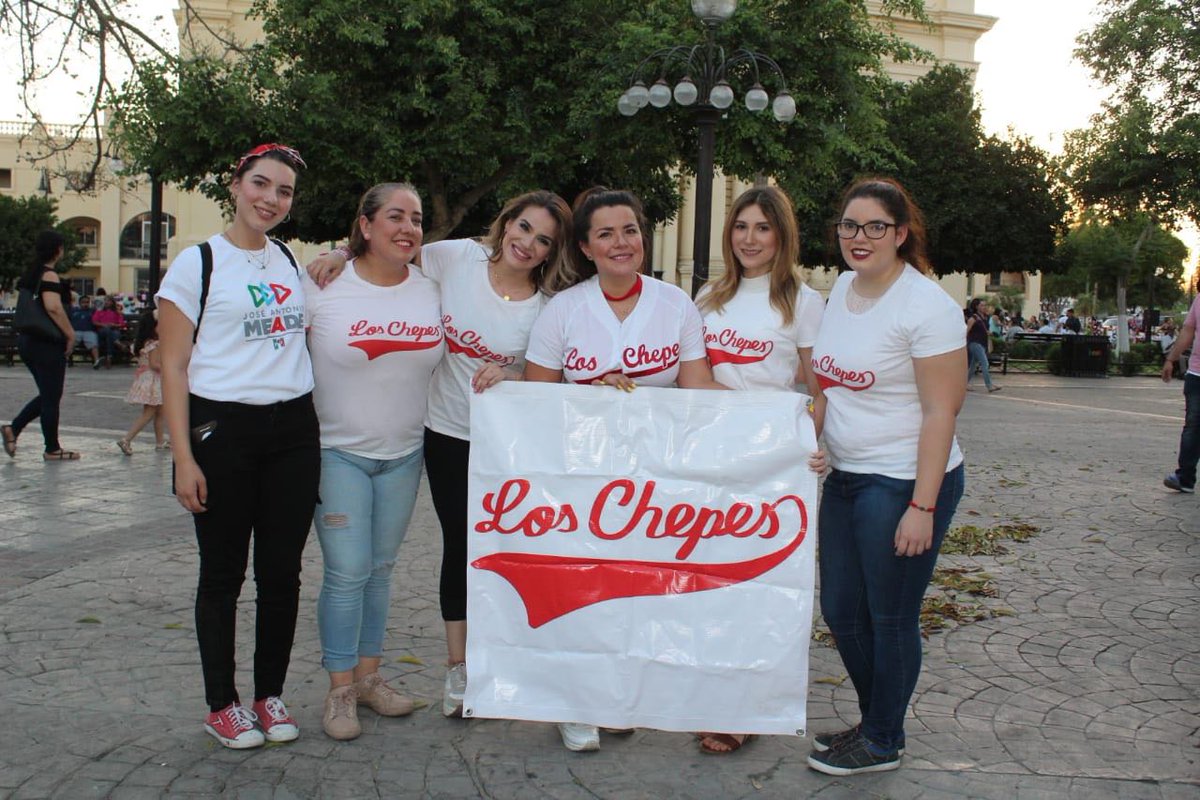 LosChepes18's tweet photo. ¡Los #ChepesSonora seguimos compartiendo las propuestas del próximo Presidente de la República; @JoseAMeadeK! ¡Vamos con todo por un #MéxicoChingón! #ChepesConMeade #MeadePresidente https://t.co/SE0vr3RWNa