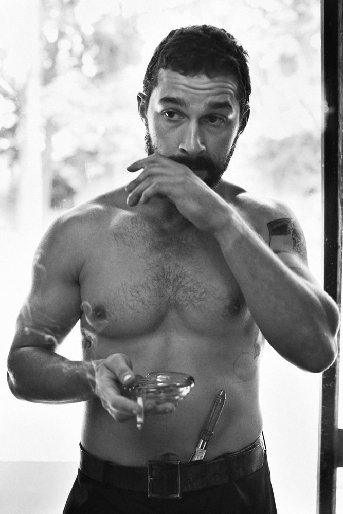 HAPPY BIRTHDAY TO THAT SEXY MAN SHIA LABEOUF! 