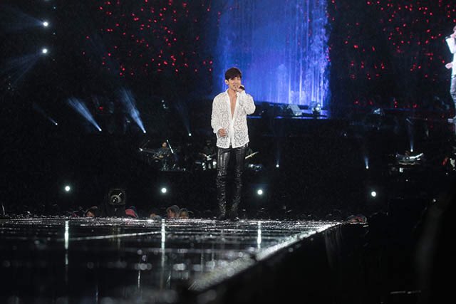 tvxq_thailand's tweet photo. ❤️[#동방시기 FB] 180611 #東方神起 LIVE TOUR ~Begin Again~ Special Edition in #NISSANSTADIUM 

#TVXQ! #東方神起日産スタジアム3days #BeginAgainTour #NISSAN_TVXQ! #TOHOSHINKI #1MPearlsOfRedOcean https://t.co/C6KXhJ8Wom