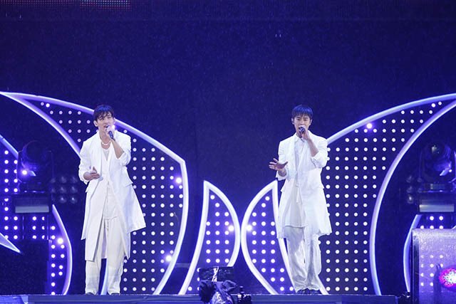 tvxq_thailand's tweet photo. ❤️[#동방시기 FB] 180611 #東方神起 LIVE TOUR ~Begin Again~ Special Edition in #NISSANSTADIUM 

#TVXQ! #東方神起日産スタジアム3days #BeginAgainTour #NISSAN_TVXQ! #TOHOSHINKI #1MPearlsOfRedOcean https://t.co/C6KXhJ8Wom