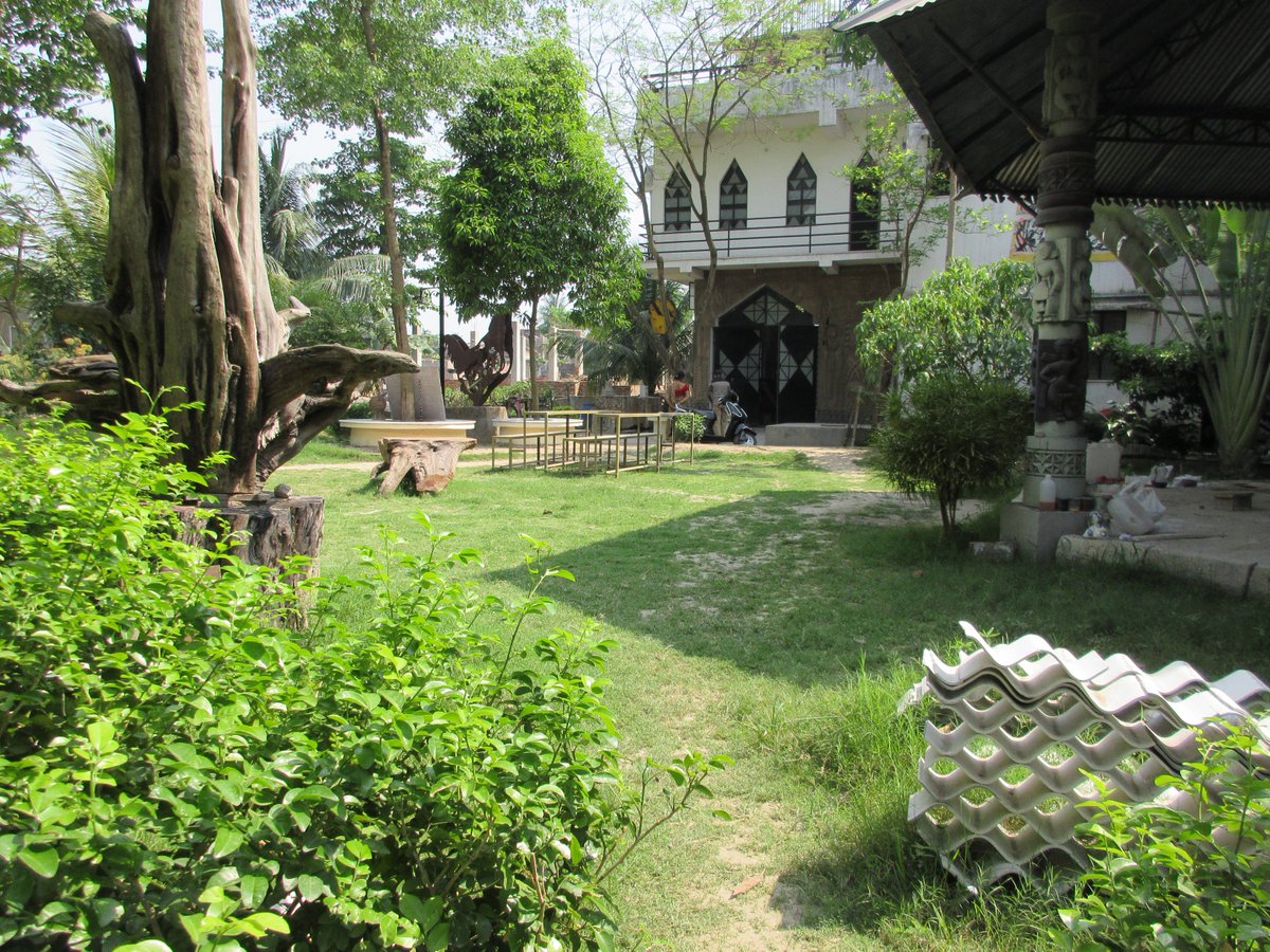 ChanderHaat's tweet image. 