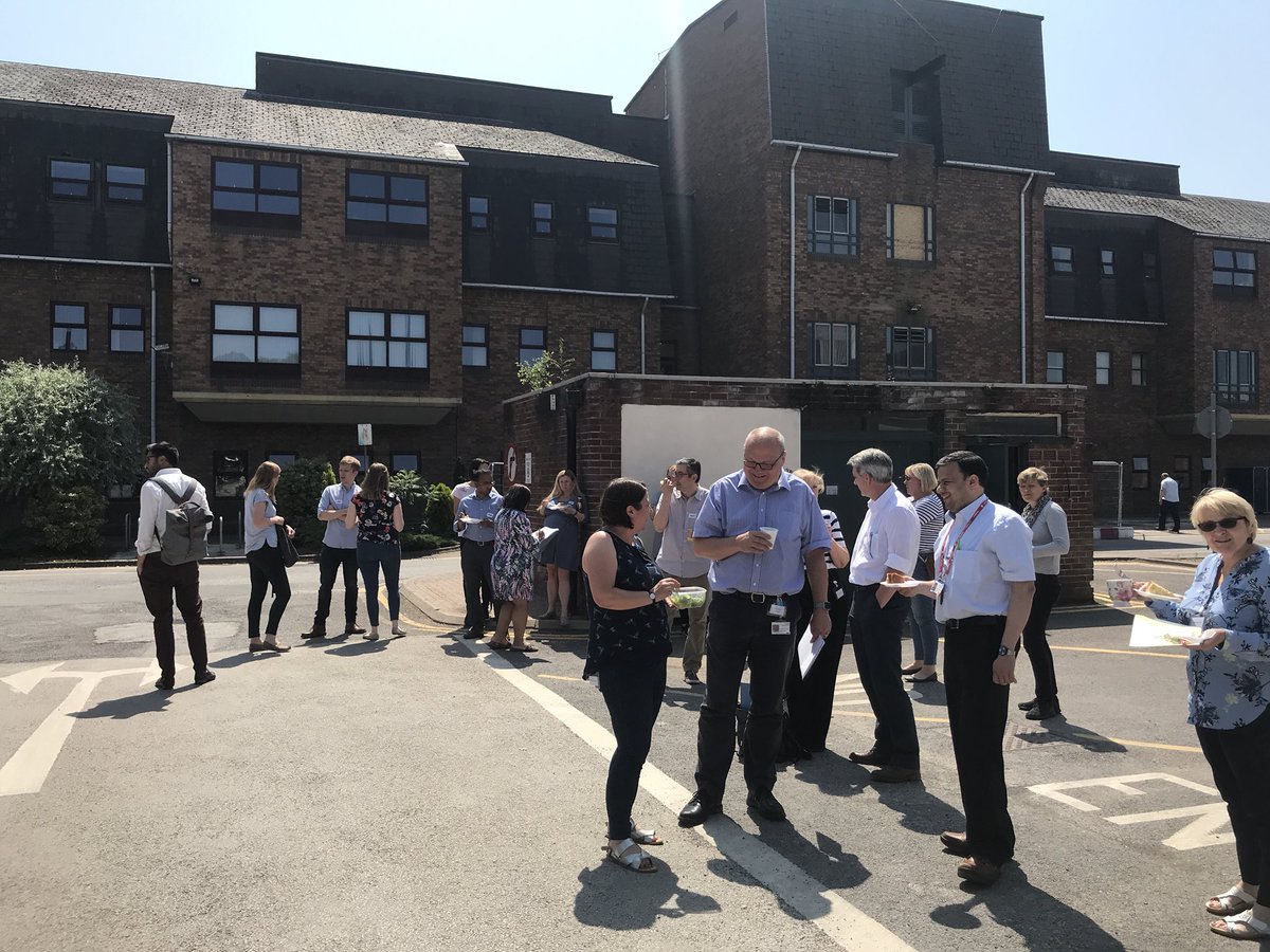 GIC course in full swing , rudely interrupted by the fireman #firealarm #cakeinthesunshine ☀️