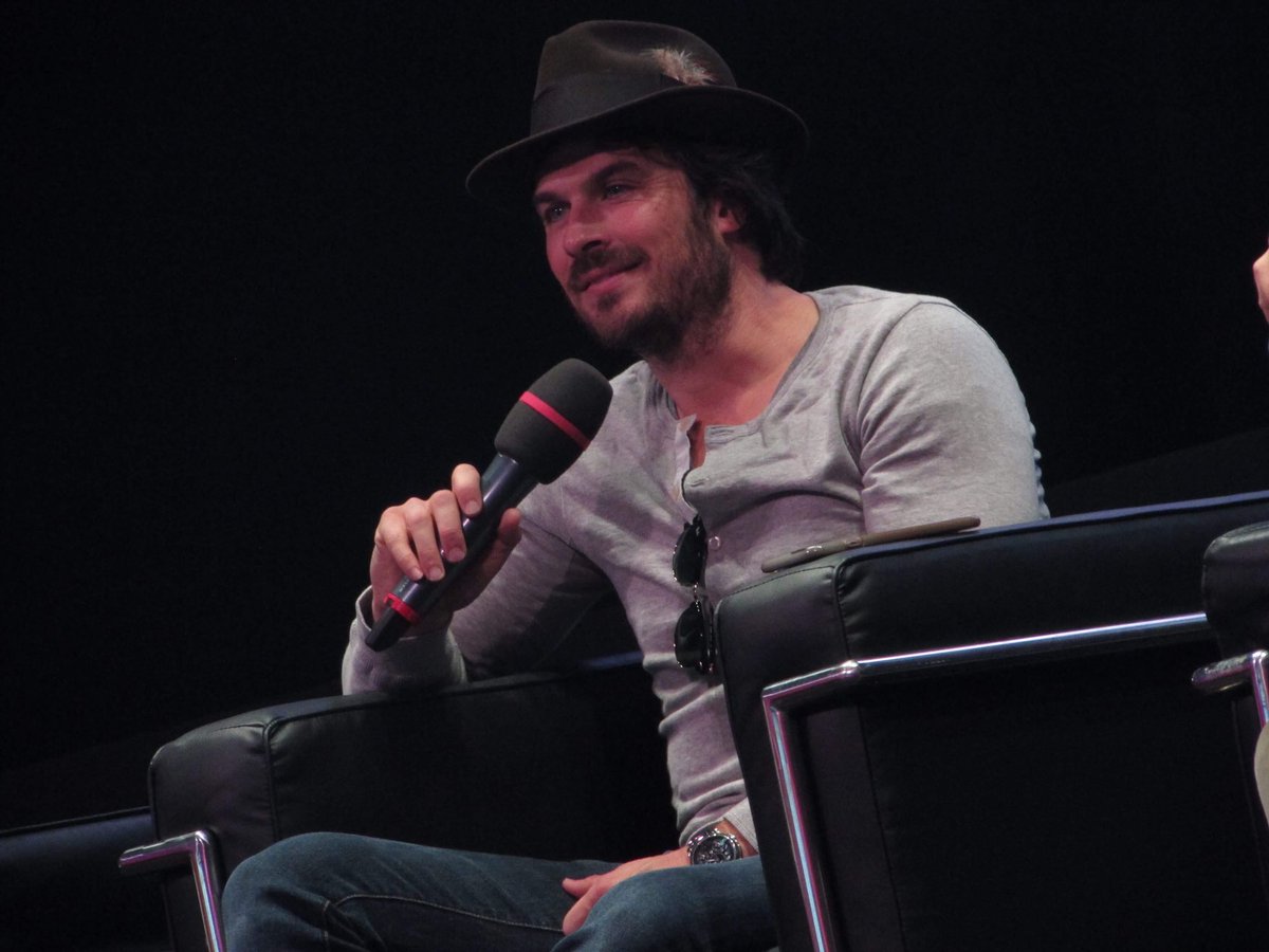 ItsChiaraPre's tweet image. MI È VENUTA NOSTALGIA DELLA #GoodbyeCon #tvdla5