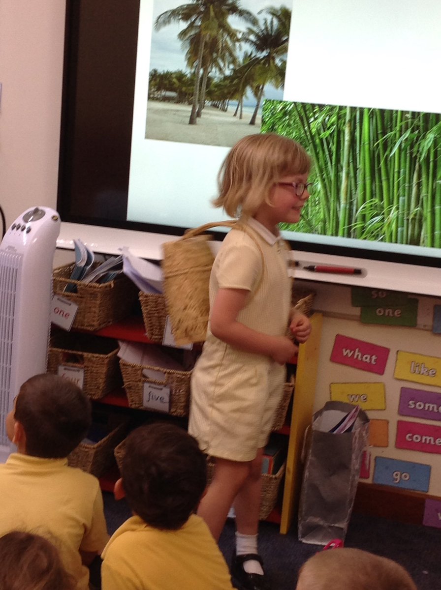 RedClassCKIS's tweet photo. We really enjoyed our visit from Eva's mummy to learn about the Philippines. We created some fantastic art work with her! https://t.co/BpA5drZUp8
