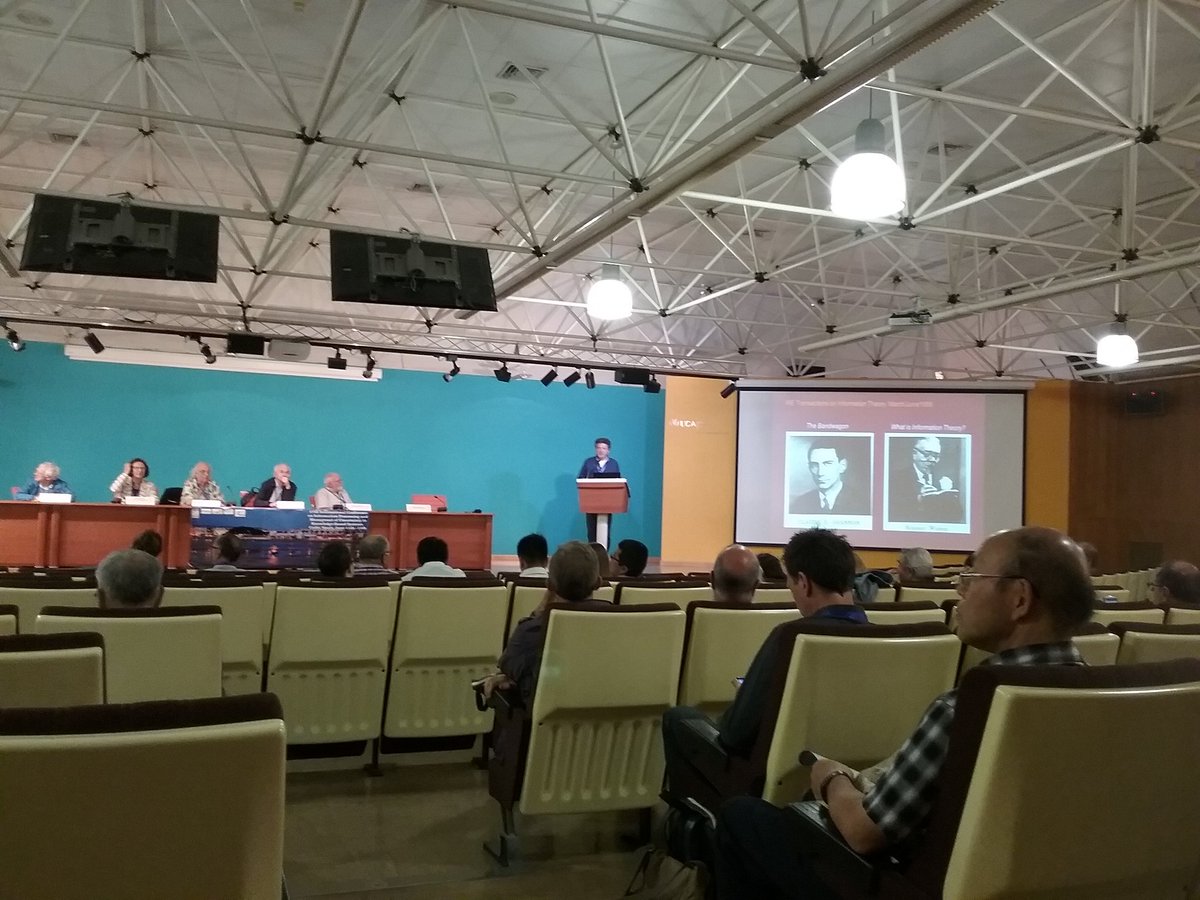 ogduartev's tweet photo. Homenaje a Lotfi Zadeh en el #IPMU2018 https://t.co/qtd9i2dbCh