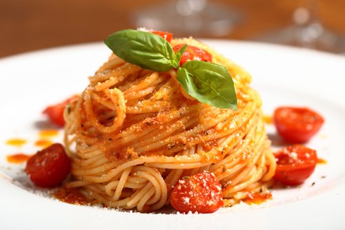 A #Connecticut woman is awarded more than $85K after being hit in the face with a bowl of pasta thrown by a lawyer during an argument with another person. #tortlaw ow.ly/f3yF30kro71 via <a href="/ABAJournal/">ABA Journal</a>,
