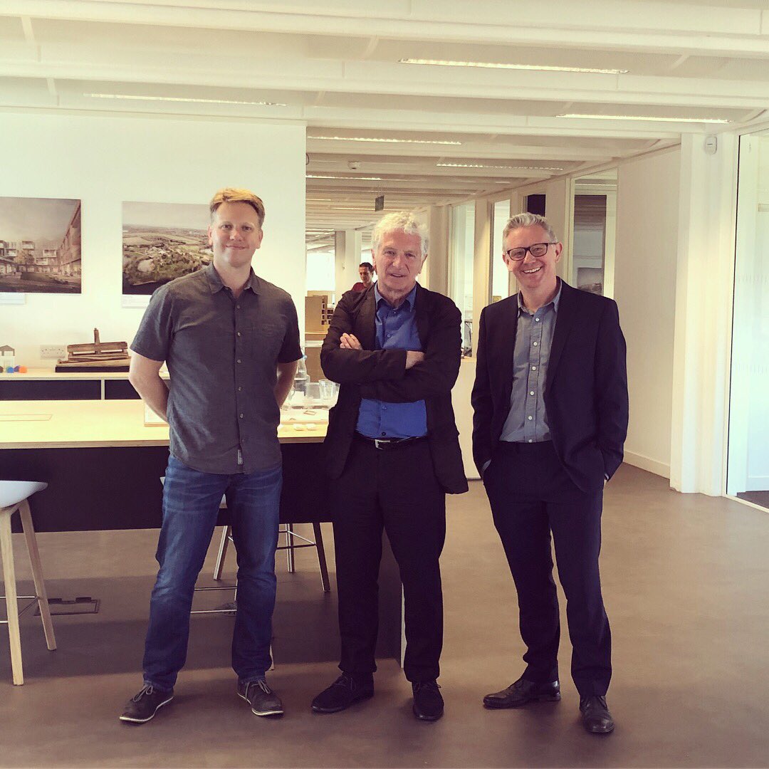 DavidAyre_ACG's tweet photo. Absolute pleasure showing Rab Bennetts and his team around one of his first buildings this morning and now our studio. @BennettsAssocs @ACGarchitects #basingview #wigginsteape #gateway2 #basingstoke #office #hanginggardens https://t.co/HdATIsnLtO