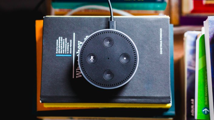 NicholaSeeley's tweet photo. Can anything stop @amazon? @sambunctious @ProphetBrand looks at what's driving this relentlessly relevant #brand https://t.co/CnBpQVdR5s @TheMarketingSoc https://t.co/7cML2JPzTg