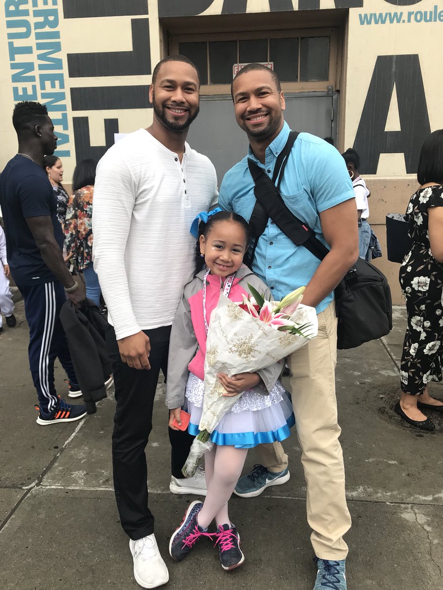 jstngun's tweet photo. My nieces first recital. #proud https://t.co/hfMkJvLlVy