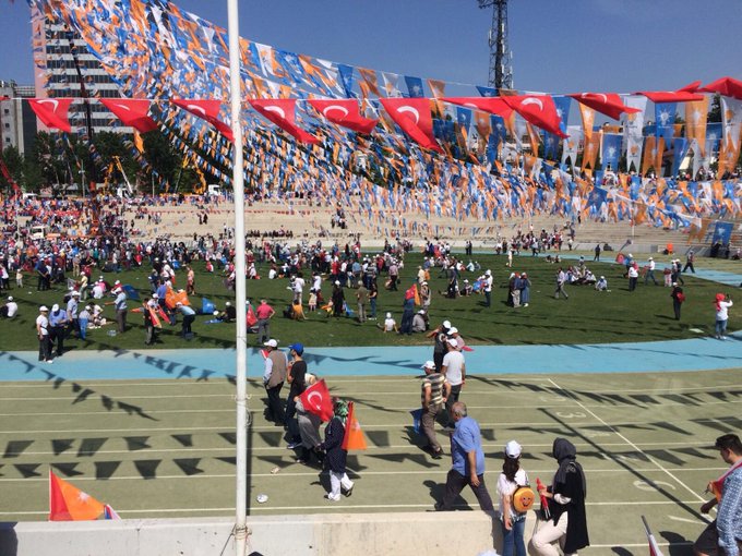 Resmi Twitter'da görüntüle